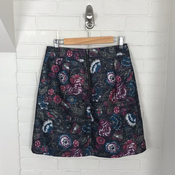 LOFT Outlet Pleated Textured Floral High Waisted Skirt Size 4 - Picture 7 of 7